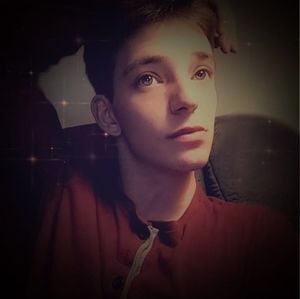 Meet your Posher, Devin